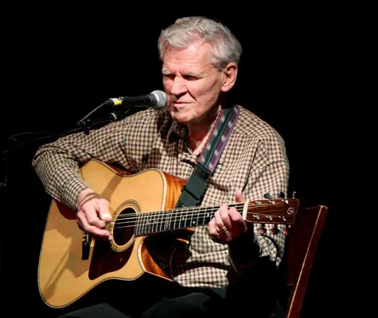 doc watson deep river blues guitar lesson